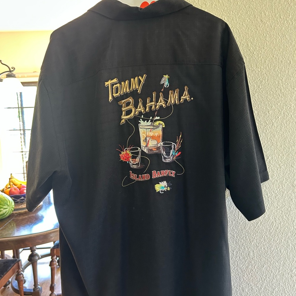 Tommy Bahama Black Casual Button Down Shirt